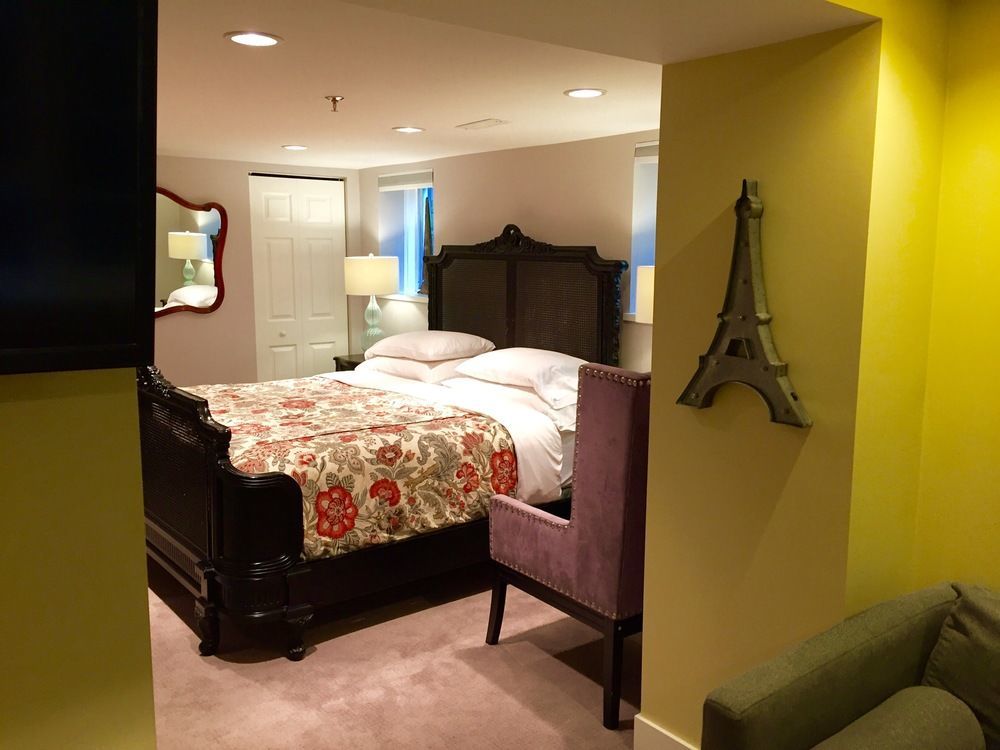 West End 4*