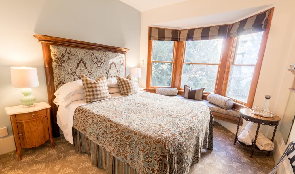 West End Bed & Breakfast