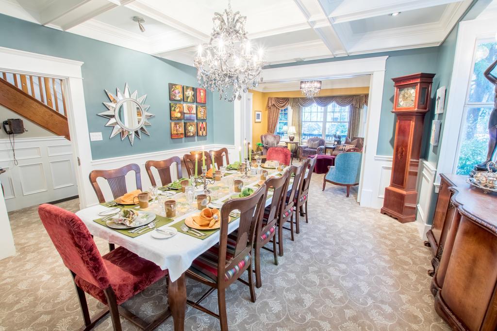 Bed & Breakfast West End